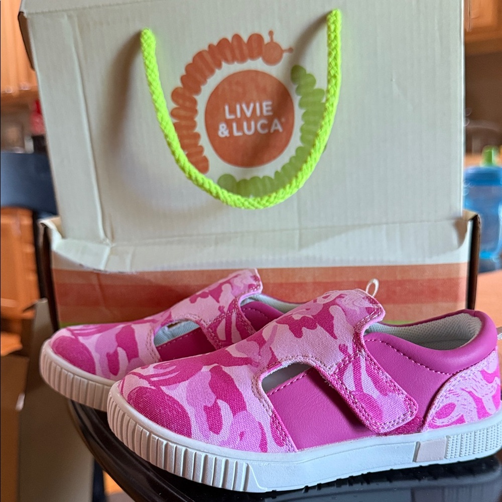 Livie & Luca Pink Camo Patterned Kids Sneakers